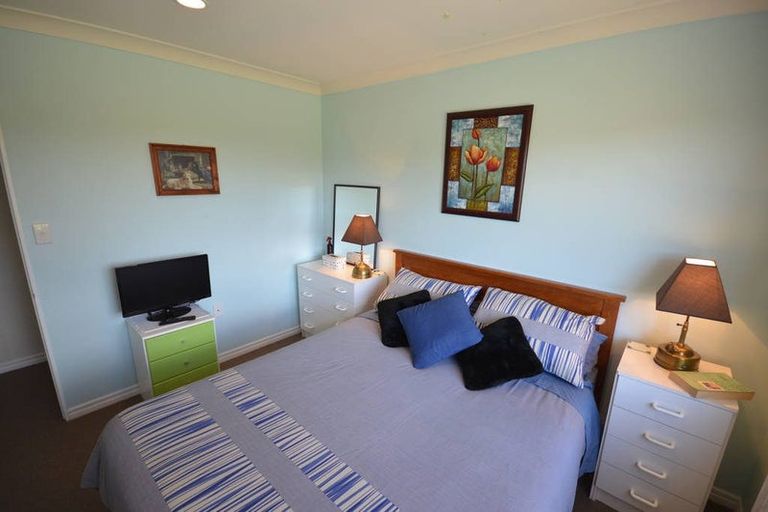 Photo of property in 33 Belk Road South, Omanawa, 3173