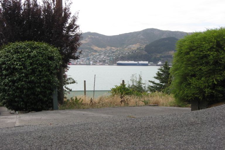 Photo of property in 19 Te Ara Crescent, Diamond Harbour, 8971