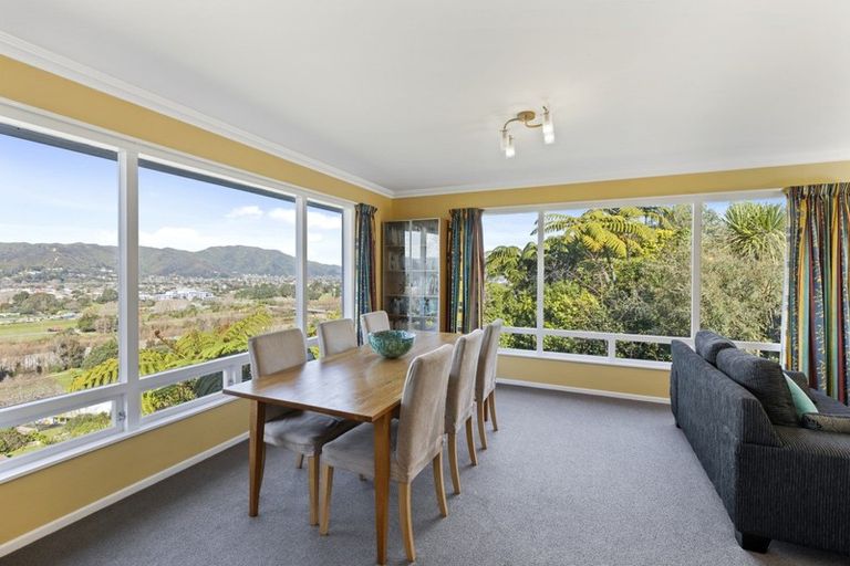 Photo of property in 4 Sunshine Crescent, Kelson, Lower Hutt, 5010