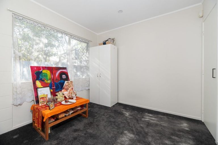 Photo of property in 3/1 Tawa Road, Te Atatu Peninsula, Auckland, 0610