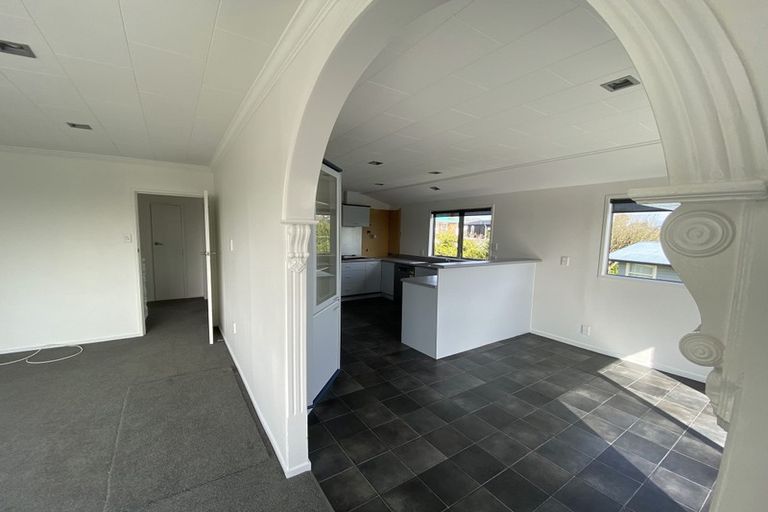 Photo of property in 43 Russleigh Drive, Dinsdale, Hamilton, 3204