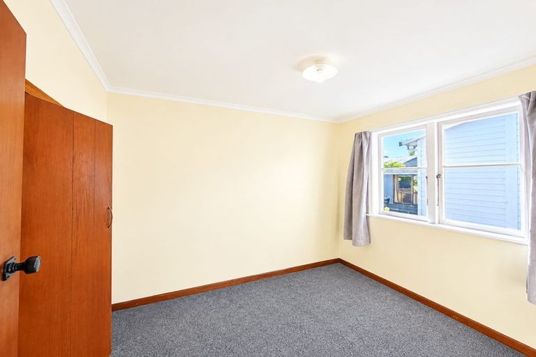 Photo of property in 57 Glendale Road, Glen Eden, Auckland, 0602