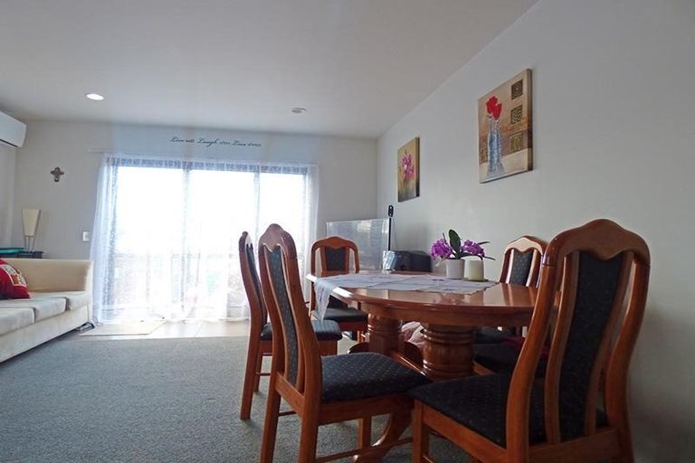 Photo of property in 2726/10 John Jennings Drive, Oteha, Auckland, 0632