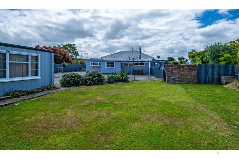 Photo of property in 42 Campbell Street, Geraldine, 7930