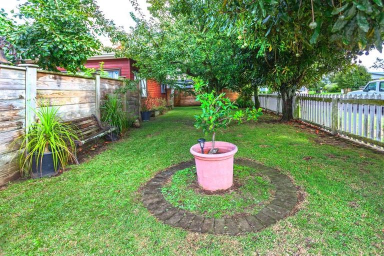 Photo of property in 133 Robinson Road, Whitianga, 3510