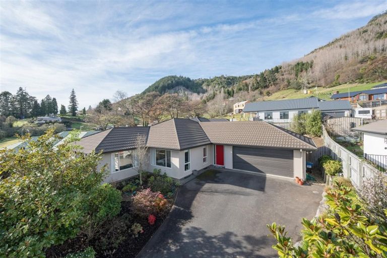 Photo of property in 5 Campbell Street, Nelson South, Nelson, 7010