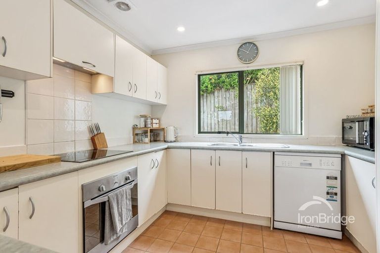 Photo of property in 22 San Pedro Place, Henderson, Auckland, 0612