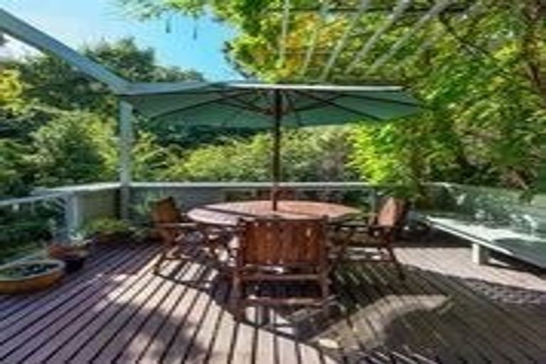 Photo of property in 9 Sherwood Lane, Cashmere, Christchurch, 8022