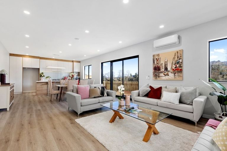 Photo of property in 32 Jeroboam Loop, Kumeu, 0810