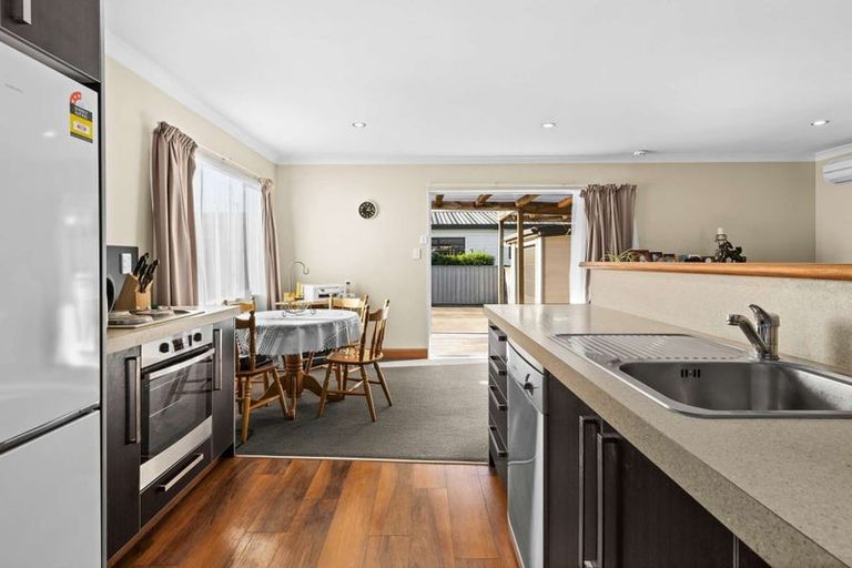 Photo of property in 236 Kennedy Road, Onekawa, Napier, 4110