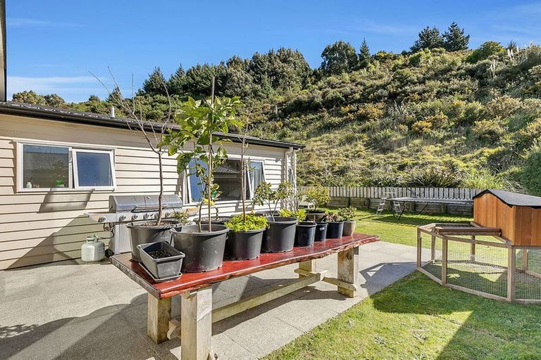 Photo of property in 10 Moonraker Place, Whitby, Porirua, 5024