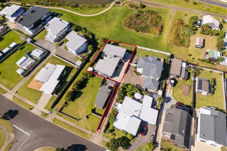 Photo of property in 273 Cook Drive, Whitianga, 3510