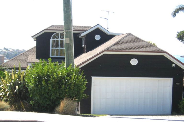 Photo of property in 139 Churchill Road, Rothesay Bay, Auckland, 0630