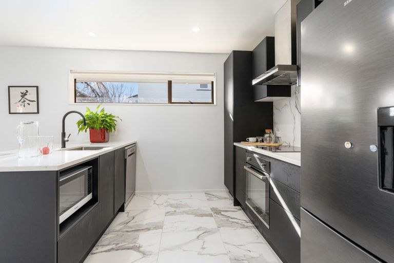 Photo of property in 3 Phoenix Avenue, Hokowhitu, Palmerston North, 4410