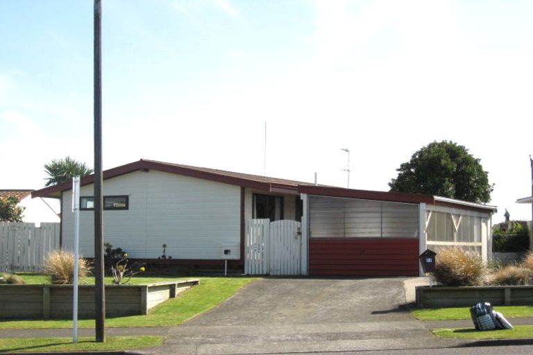 Photo of property in 21 Puketotara Street, Highlands Park, New Plymouth, 4312