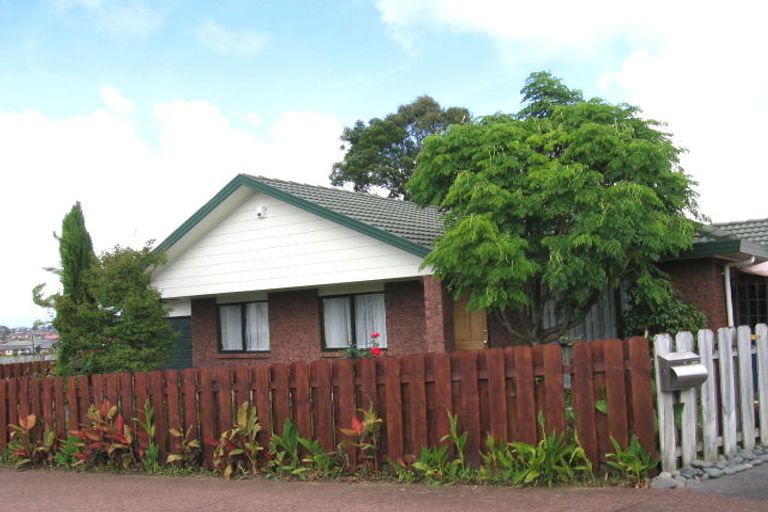 Photo of property in 11 Diana Place, Ranui, Auckland, 0612