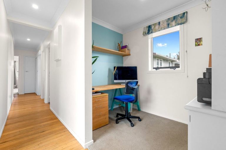 Photo of property in 66 Kingswood Road, Brookfield, Tauranga, 3110