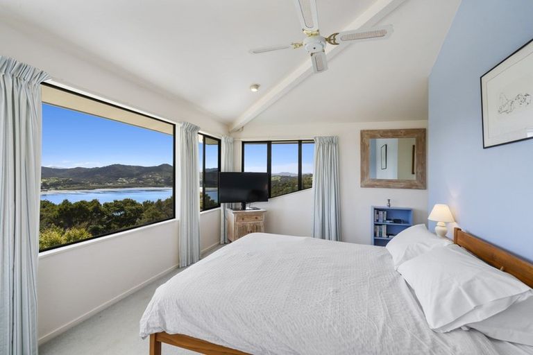 Photo of property in 1 Kanuka Grove, Kinloch, Taupo, 3377