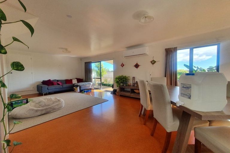 Photo of property in 29d West Coast Road, Glen Eden, Auckland, 0602