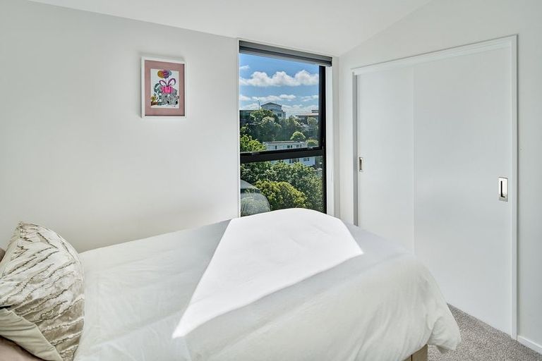 Photo of property in 6/78 Orangi Kaupapa Road, Northland, Wellington, 6012