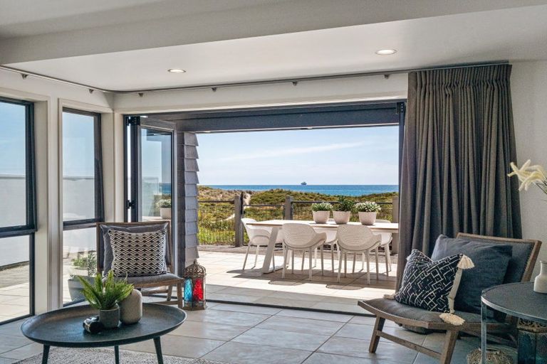 Photo of property in 32a Sunbrae Grove, Mount Maunganui, 3116