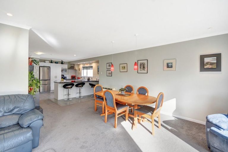 Photo of property in 37 Duckworth Street, Andersons Bay, Dunedin, 9013