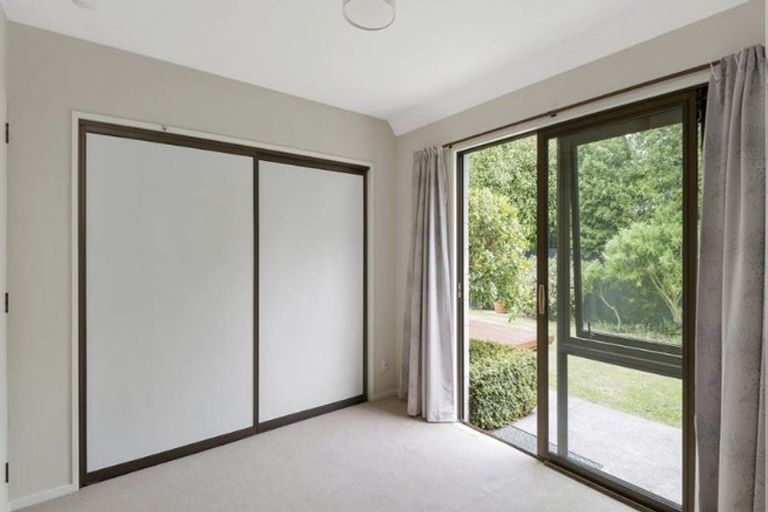 Photo of property in 77a Abberley Crescent, St Albans, Christchurch, 8014