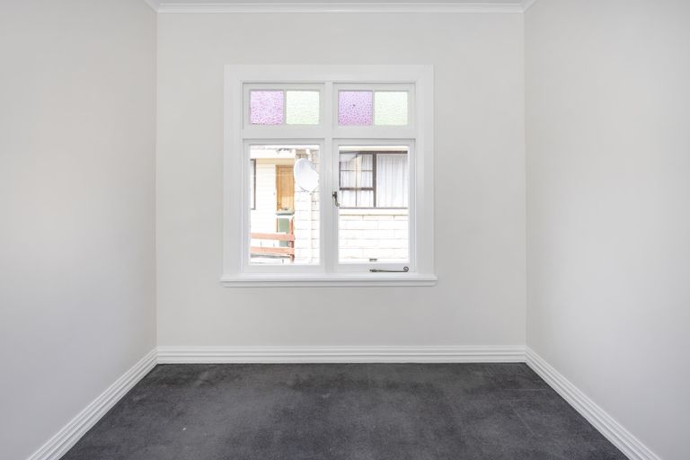 Photo of property in 17 Clyde Street, Oamaru North, Oamaru, 9400