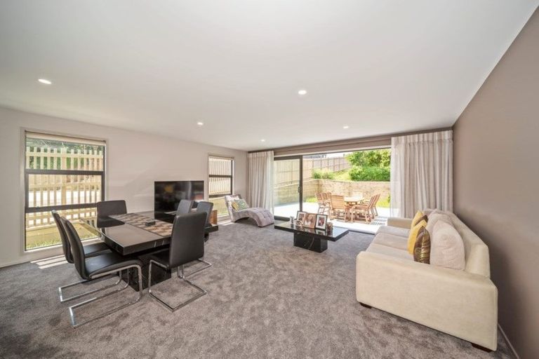 Photo of property in 3 Mackillop Way, Brooklands, New Plymouth, 4310