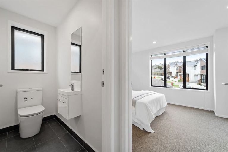 Photo of property in 8 Orca Drive, Stanmore Bay, Whangaparaoa, 0932