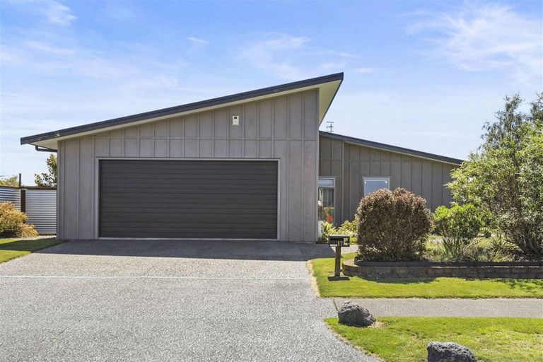 Photo of property in 17 Windsor Street, Richmond Heights, Taupo, 3330