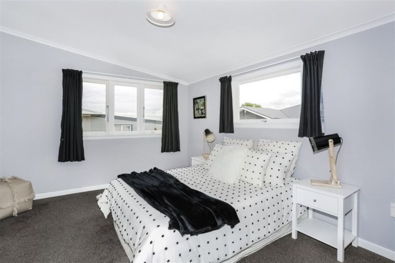 Photo of property in 22 Russell Avenue, Pukekohe, 2120