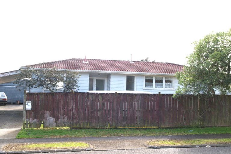 Photo of property in 19 Calthorp Close, Favona, Auckland, 2024