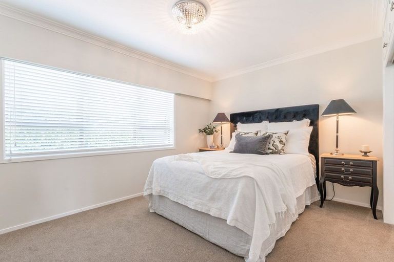 Photo of property in 2a Empire Road, Orewa, 0931