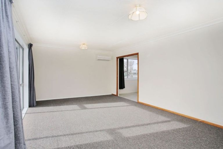 Photo of property in 17 Wye Street, Newfield, Invercargill, 9812