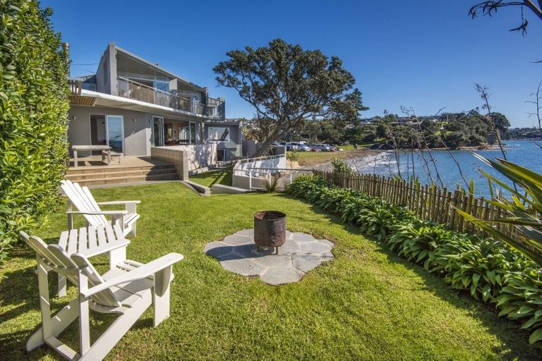 Photo of property in 67 Rothesay Bay Road, Rothesay Bay, Auckland, 0630