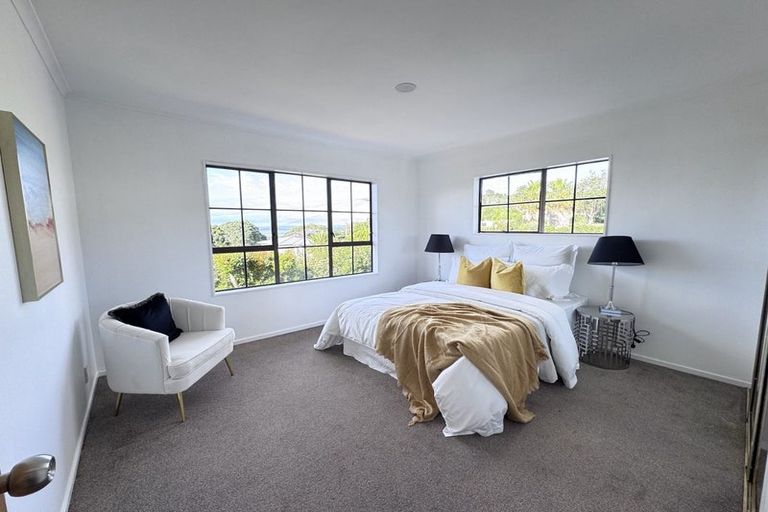 Photo of property in 30 Hoskins Avenue, Hillsborough, Auckland, 1042