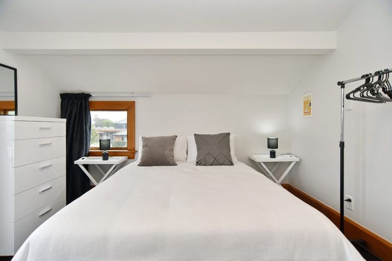 Photo of property in 4 Whitmore Street, Edgeware, Christchurch, 8013