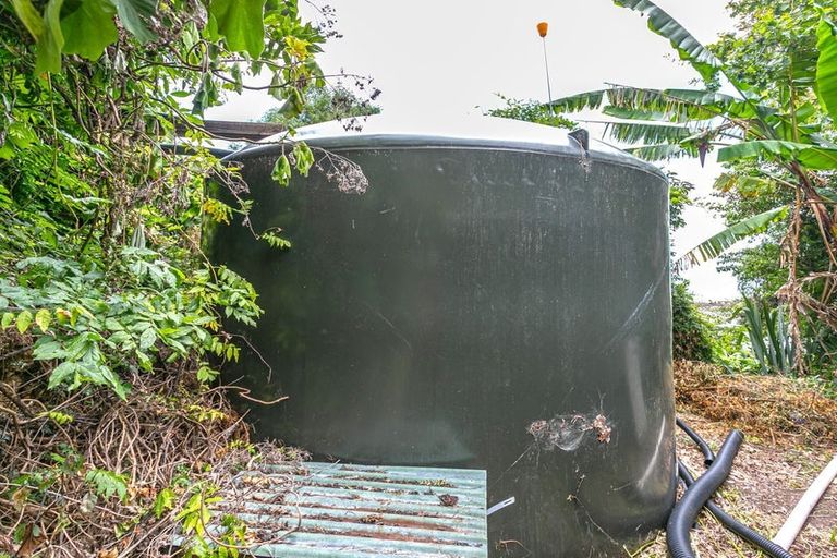 Photo of property in 9 Adams Road, Thornton Bay, Thames, 3575