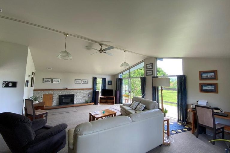 Photo of property in 2 Sunbelt Crescent, Takaka, 7110