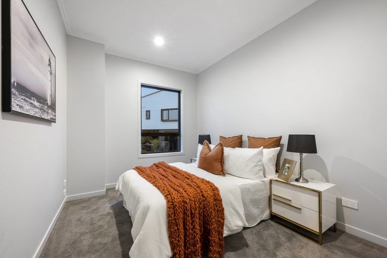 Photo of property in 9 Brolly Lane, Hobsonville, Auckland, 0616