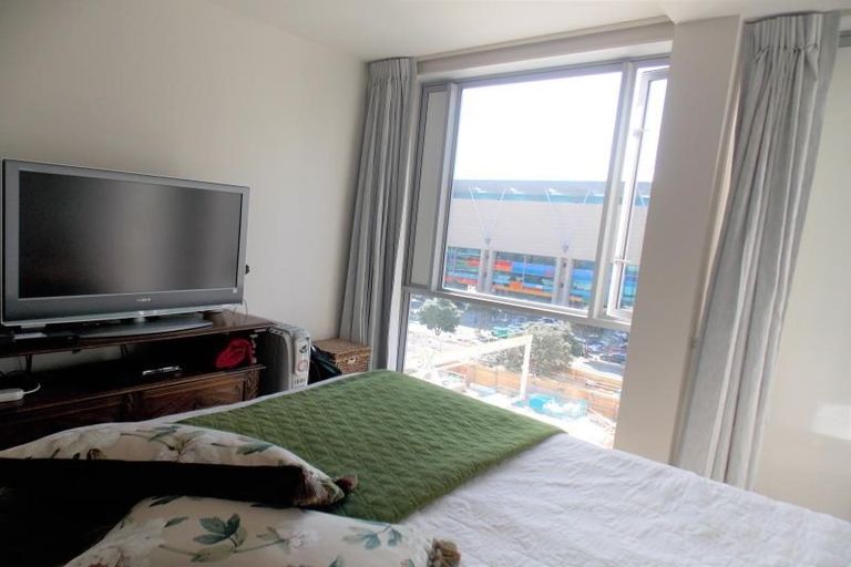 Photo of property in Monument Apartments, 6a/245 Wakefield Street, Te Aro, Wellington, 6011
