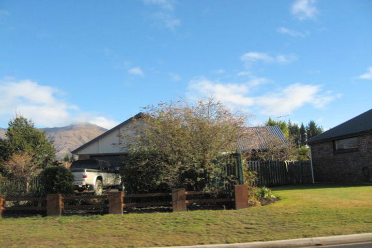 Photo of property in 17a Ragan Lane, Wanaka, 9305