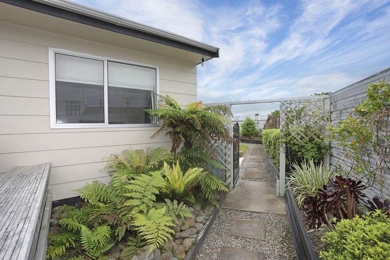 Photo of property in 4 Maple Street, Bunnythorpe, Palmerston North, 4478