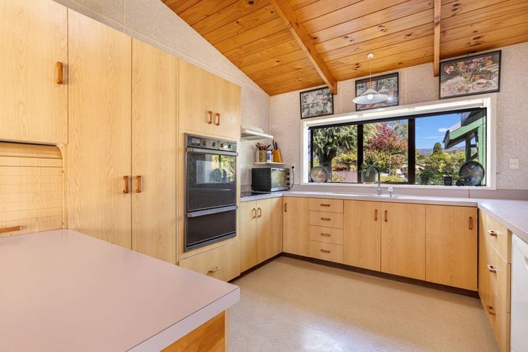Photo of property in 17 Huia Street, Waikawa, Picton, 7220