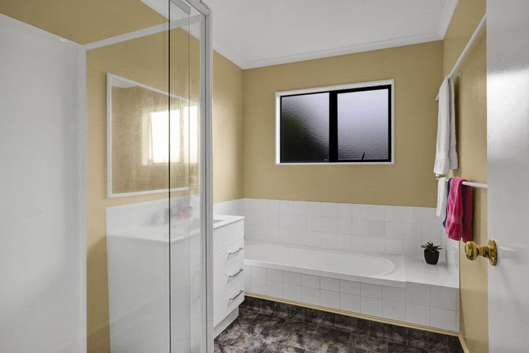 Photo of property in 184c Glover Road, Hawera, 4610