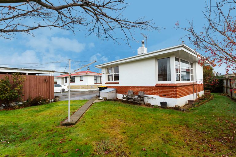 Photo of property in 15 Duff Place, Mosgiel, 9024