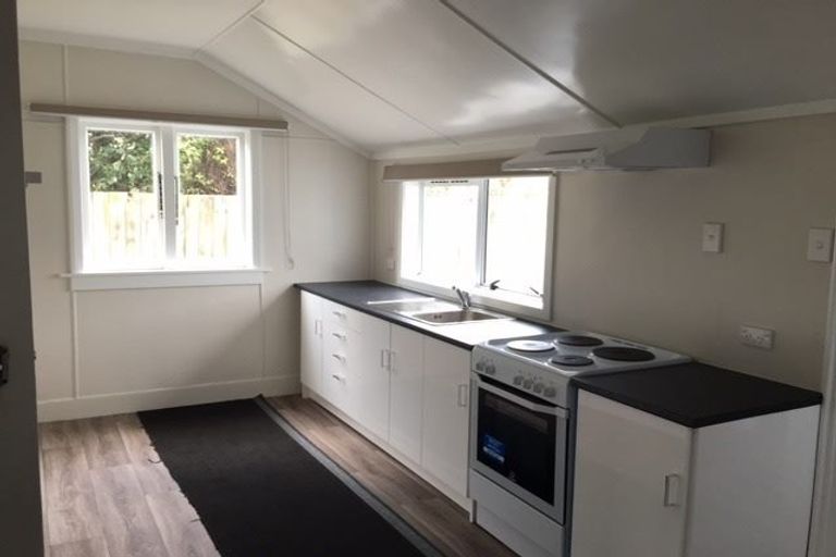 Photo of property in 8 Owens Terrace, Upper Riccarton, Christchurch, 8041