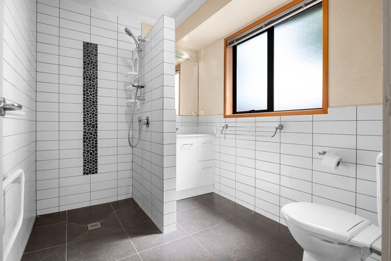 Photo of property in 24 Nielsen Gardens, Rototuna, Hamilton, 3210