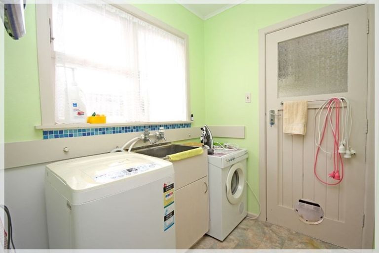 Photo of property in 17 Clyde Street, Levin, 5510